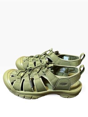 Keen Newport H2 Olive Green Closed-Toe Sport Sandals Women’s Size 10 Waterproof